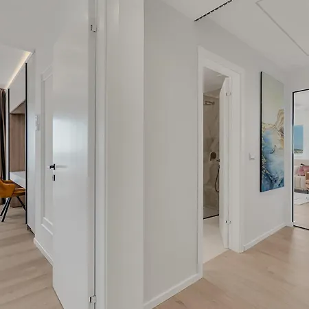 Apartment Blue Dream - La Luna