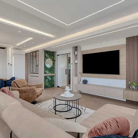Blue Dream - La Luna Apartment