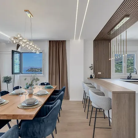 Apartment Blue Dream - La Luna *