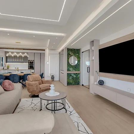 Blue Dream - La Luna Apartment