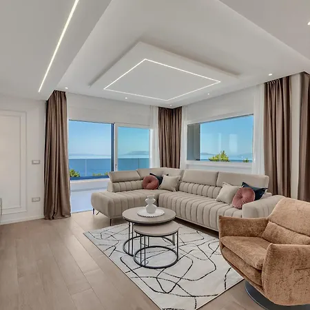 Blue Dream - La Luna Daire Tučepi