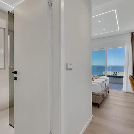 Blue Dream - La Luna