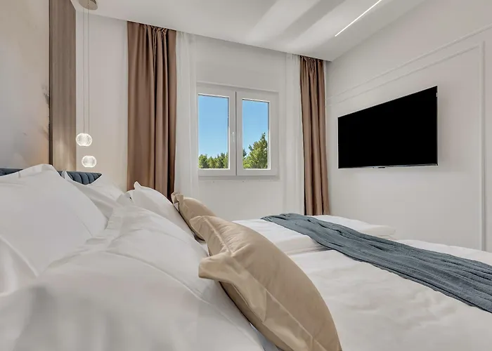 Apartment Blue Dream - La Luna *