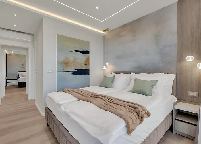 Apartment Blue Dream - La Luna *